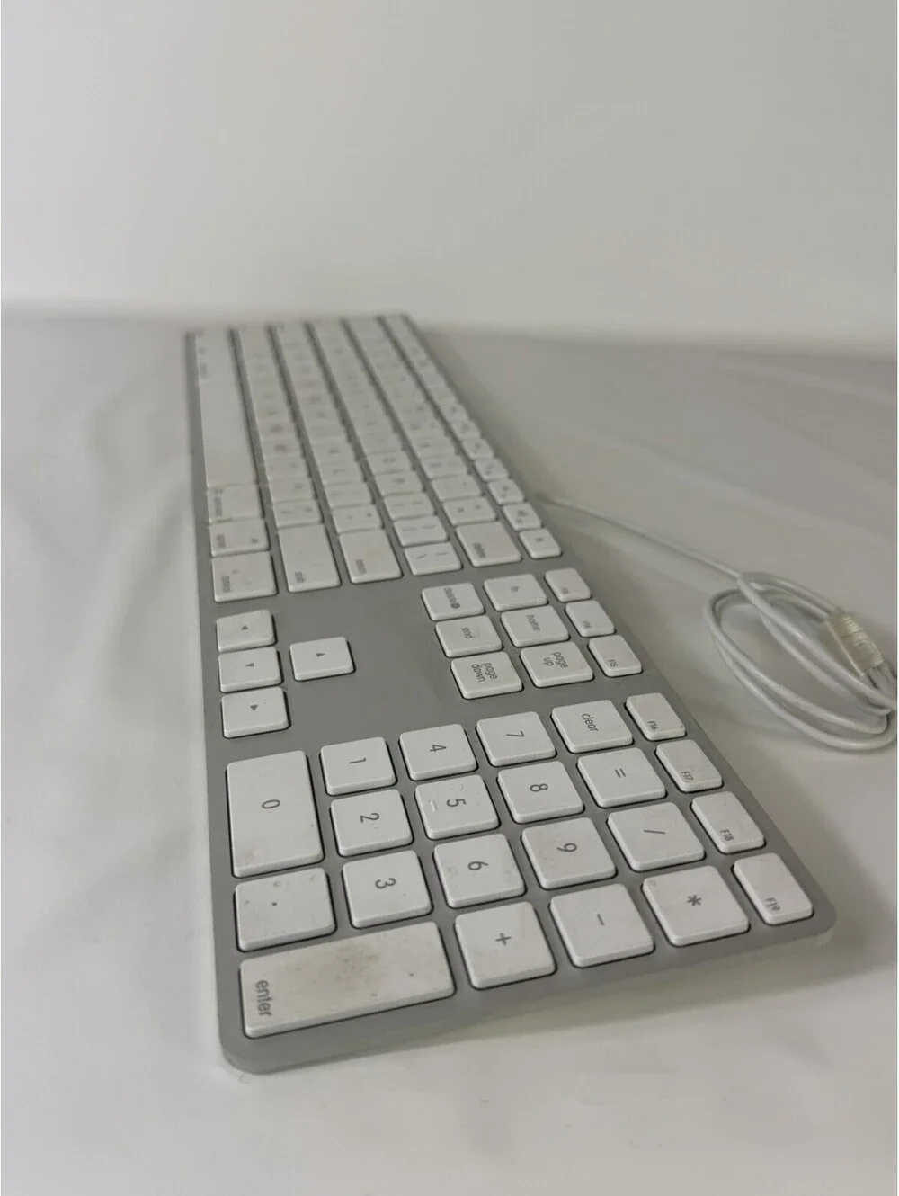 Apple Extended Keyboard - USB wired, slim - A1243 - complete and working